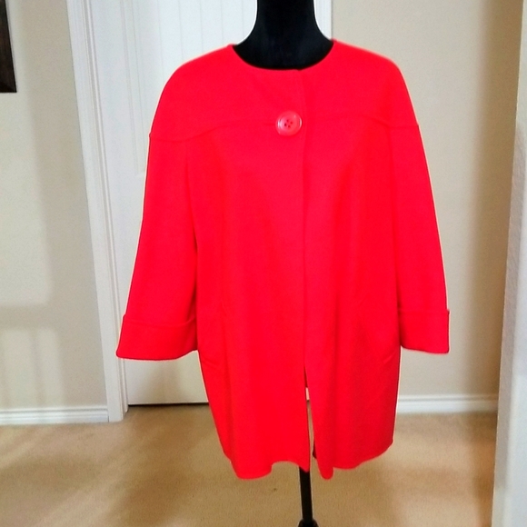 Ellen Tracy beautiful Red swing coat - Picture 7 of 7
